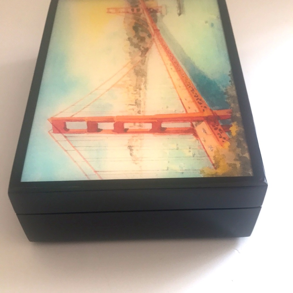 Golden Gate Bridge Watercolor Scene Jewelry Storage Box Black Lacquer Gloss NWT - Picture 5 of 12